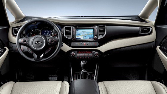 Kia Carens_4