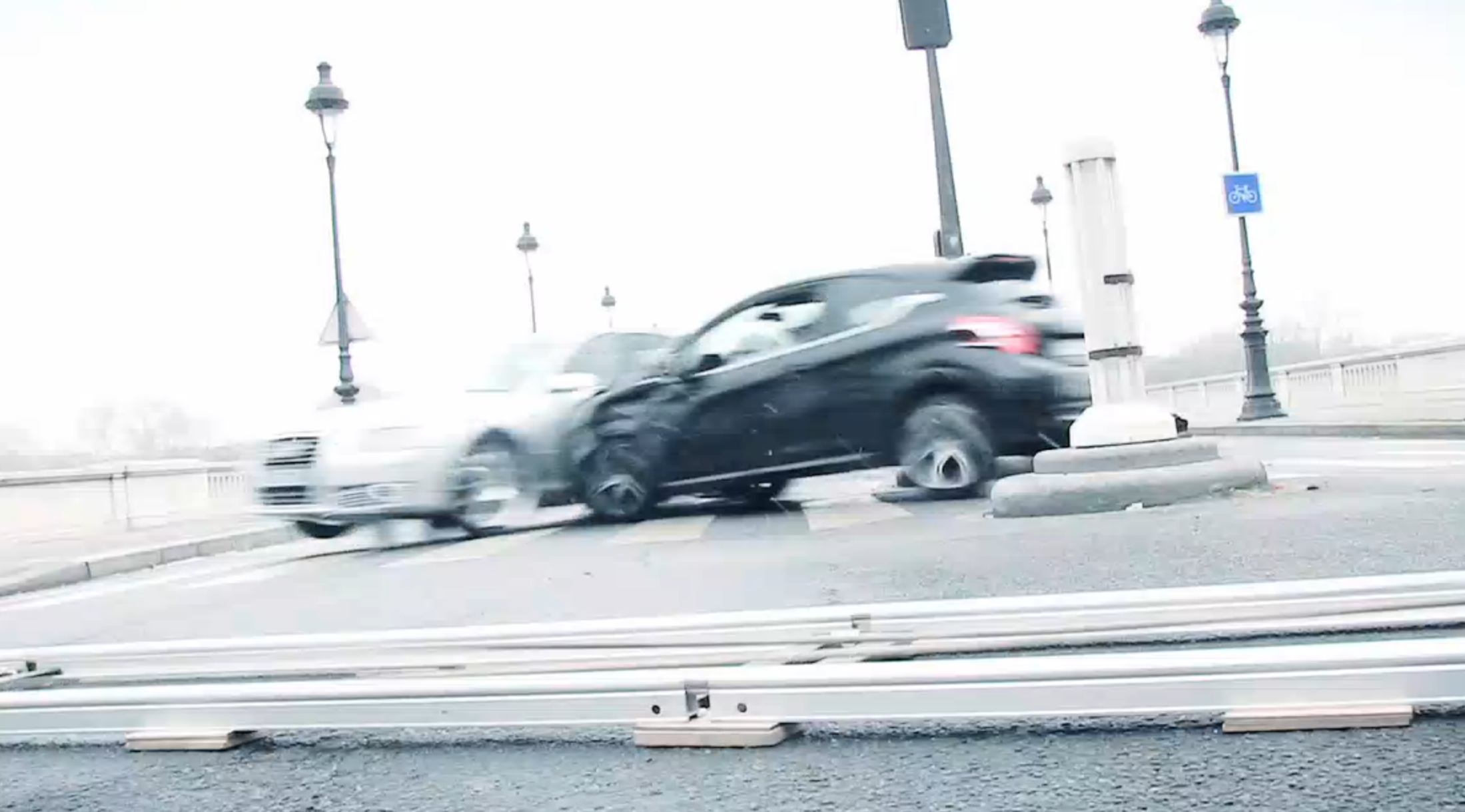 crash course poursuite paris 208 GTi vs Audi A8