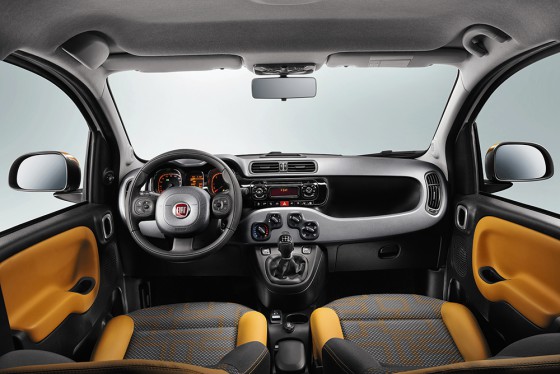 interieur Panda Cross