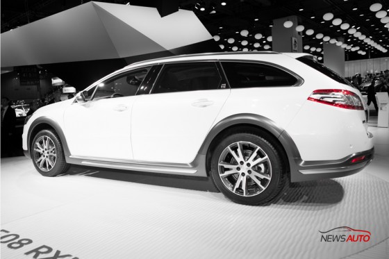 Peugeot-508-RXH-(01)