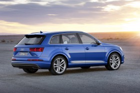 vue profil Audi Q7 2015
