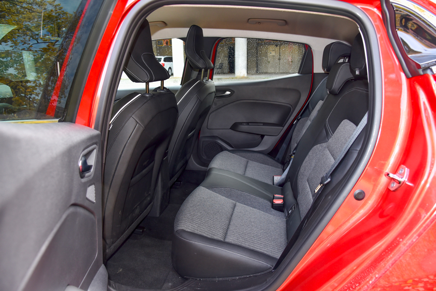 Sièges arrière de la Renault Clio