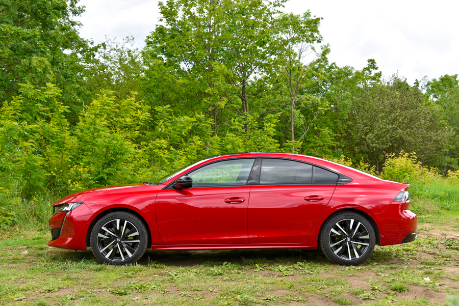 Profil de la Peugeot 508