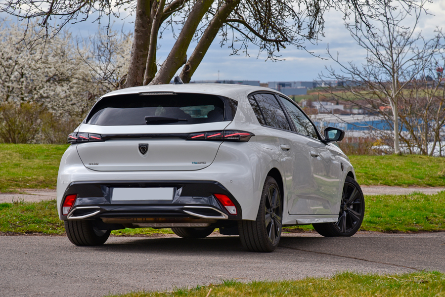 Profil arrière de la Peugeot 308
